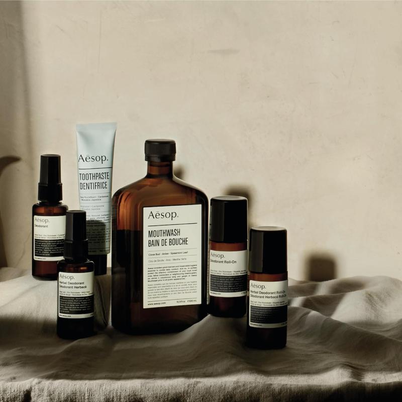 Spray desodorante Aesop Herbal Aluminium Free 50mL - Desodorante